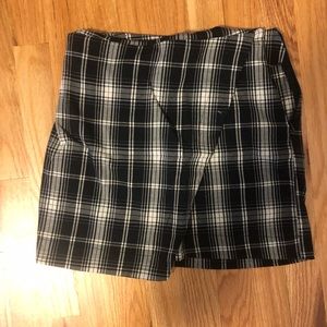 Like New checkered skirt